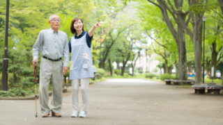 病院の診察に付き添うサービス(受診同行)とは？